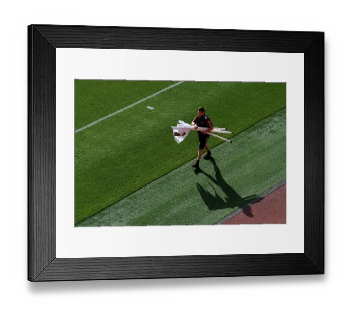 Framed Print : Arsenal vs Fulham: Premier League 2023-24 - Pre-Match Preparations at Emirates Stadium