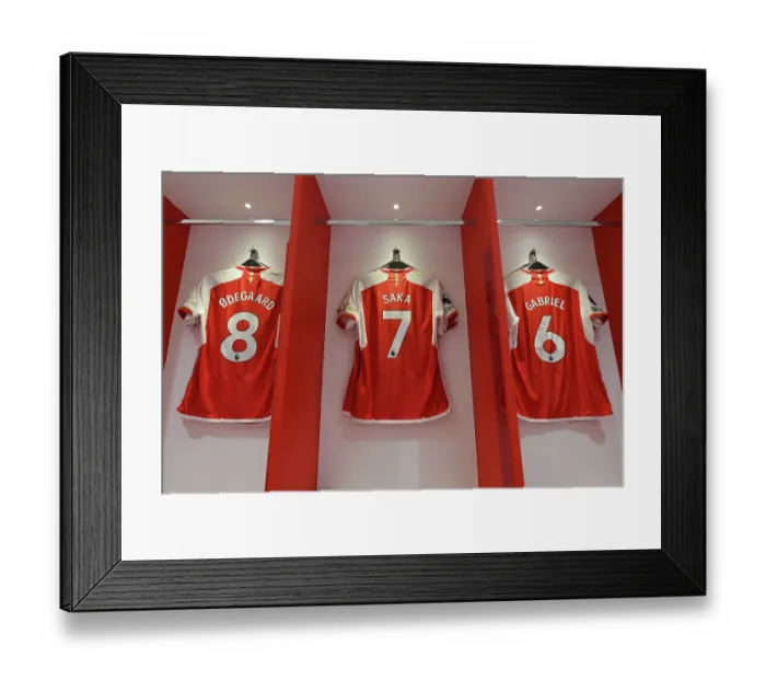 Framed Print : Arsenal FC: Pre-Match Preparation - Arsenal v Fulham (2023-24)