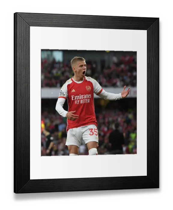 Framed Print : Arsenal's Zinchenko Shines in Gunners Victory over Fulham (2023-24 Premier League)