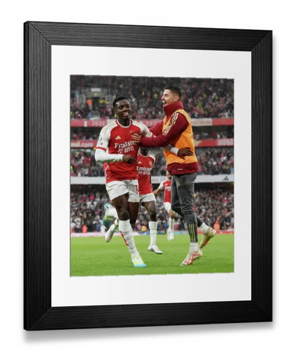Framed Print : Arsenal's Nketiah Scores Second Goal: Arsenal Tops Fulham (2023-24) Framed Print : Arsenal's Nketiah Scores Second Goal: Arsenal Tops Fulham (2023-24)
