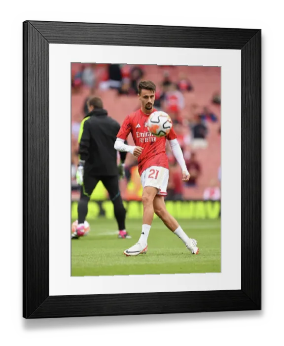 Framed Print : Arsenal's Fabio Vieira Gears Up: Arsenal FC vs Fulham FC, Premier League 2023-24 Framed Print : Arsenal's Fabio Vieira Gears Up: Arsenal FC vs Fulham FC, Premier League 2023-24