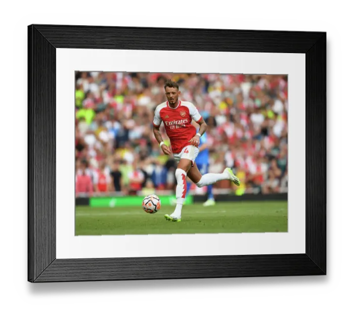 Framed Print : Arsenal's Ben White in Action: Arsenal vs. Fulham, 2023-24 Premier League Framed Print : Arsenal's Ben White in Action: Arsenal vs. Fulham, 2023-24 Premier League