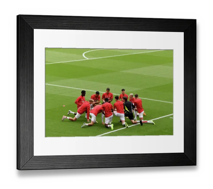 Framed Print : Arsenal FC vs Fulham FC: Premier League Showdown at Emirates Stadium (2023-24)
