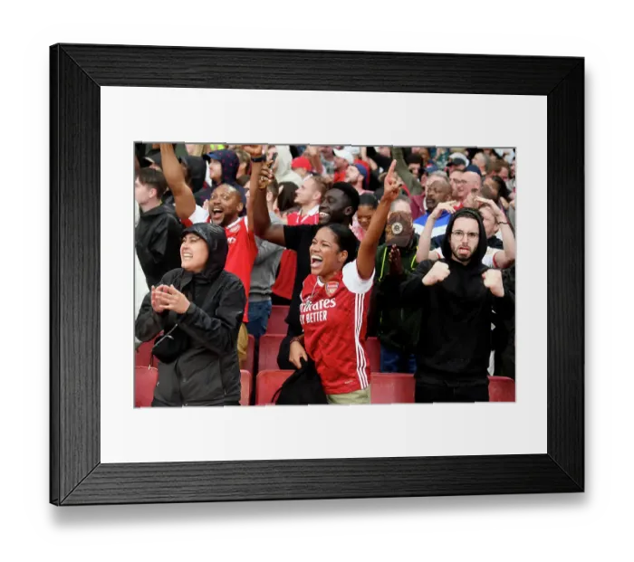 Framed Print : Arsenal Fans Celebrate at Emirates Stadium: Arsenal FC vs Fulham FC, Premier League 2023-24