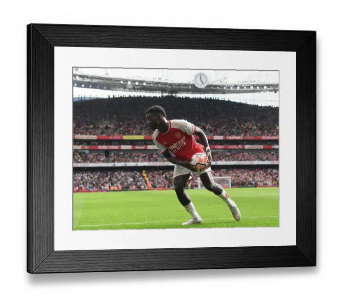 Framed Print : Arsenal's Bukayo Saka Shines: Arsenal FC Kicks Off 2023-24 Premier League Season with Victory over Fulham FC