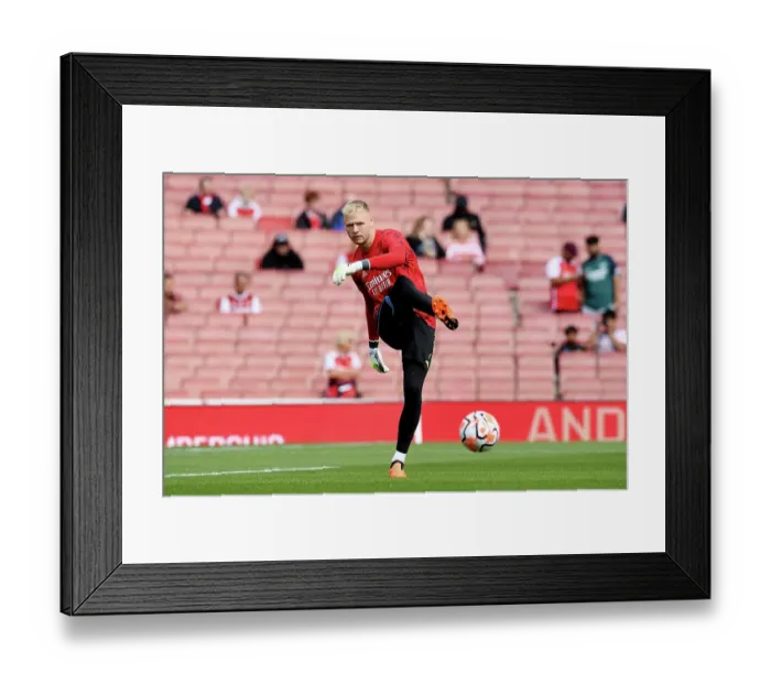 Framed Print : Arsenal's Aaron Ramsdale Gears Up: Arsenal FC vs. Fulham FC, Premier League 2023-24 Framed Print : Arsenal's Aaron Ramsdale Gears Up: Arsenal FC vs. Fulham FC, Premier League 2023-24