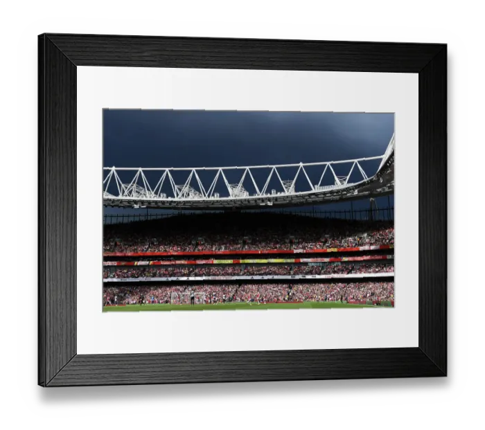 Framed Print : Arsenal vs Fulham: Premier League Clash at Emirates Stadium (2023-24)