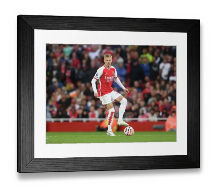 Framed Print : Zinchenko's Stellar Debut: Arsenal's Victory Against Fulham (2023-24) Framed Print : Zinchenko's Stellar Debut: Arsenal's Victory Against Fulham (2023-24)