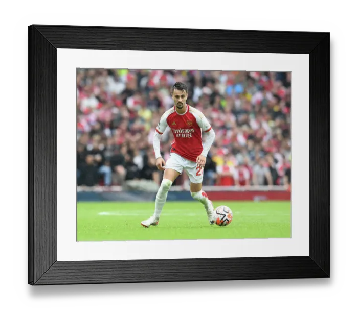 Framed Print : Arsenal's Fabio Vieira Shines: Gunners Kick Off 2023-24 Premier League with Win over Fulham