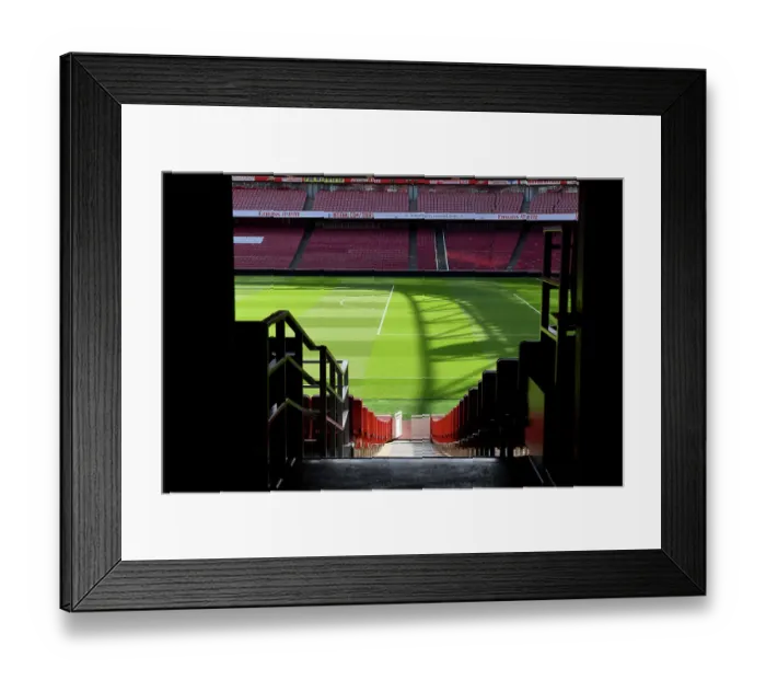 Framed Print : Arsenal vs Manchester United: Premier League Showdown at Emirates Stadium (2023-24)