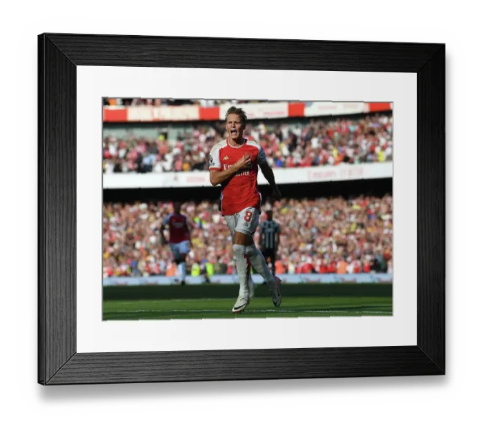 Framed Print : Odegaard Scores First Arsenal Goal: Arsenal 1-Manchester United, 2023-24 Premier League