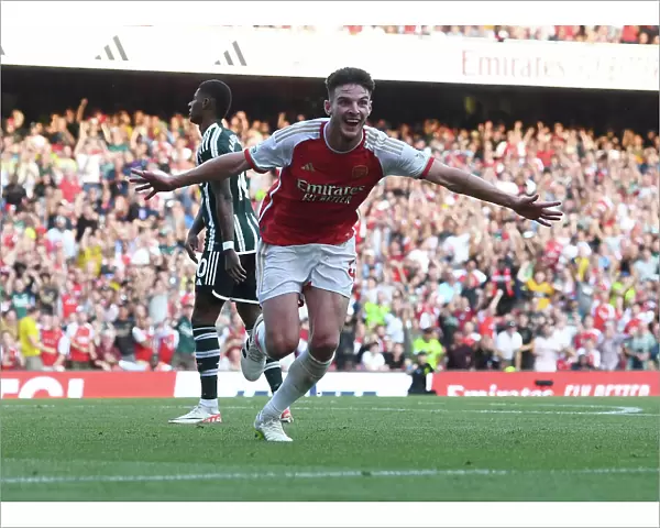 Declan Rice Scores the Decisive Goal: Arsenal Tops Manchester United in the 2023-24 Premier League Clash at Emirates Stadium