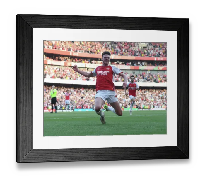 Framed Print : Declan Rice Scores the Decisive Goal: Arsenal's Thrilling Victory Over Manchester United in the 2023-24 Premier League at Emirates Stadium