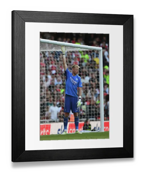Framed Print : Arsenal vs Manchester United: Aaron Ramsdale's Reaction - Premier League 2023-24