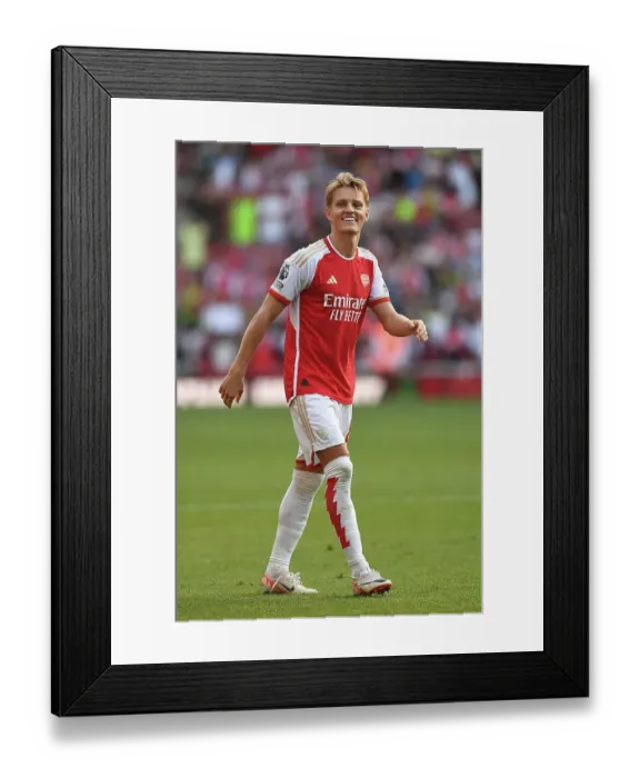 Framed Print : Martin Ødegaard's Leadership: Arsenal's Triumph Over Manchester United (2023-24) Framed Print : Martin Ødegaard's Leadership: Arsenal's Triumph Over Manchester United (2023-24)