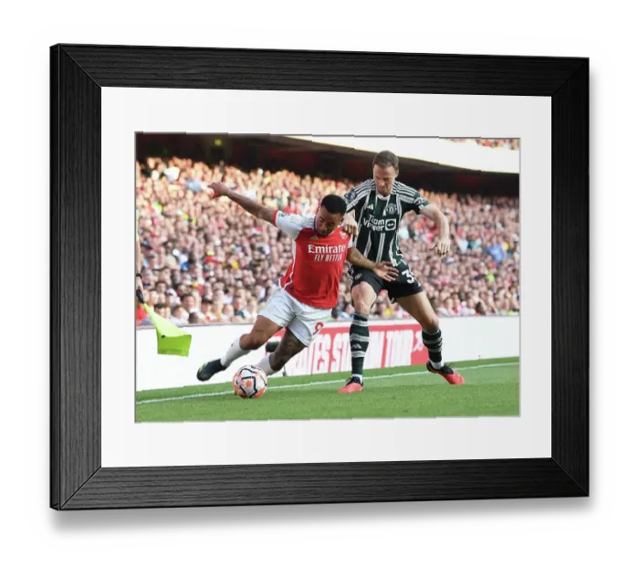 Framed Print : Arsenal vs Manchester United: Clash of Titans - The Battle for Premier League Supremacy (2023-24)