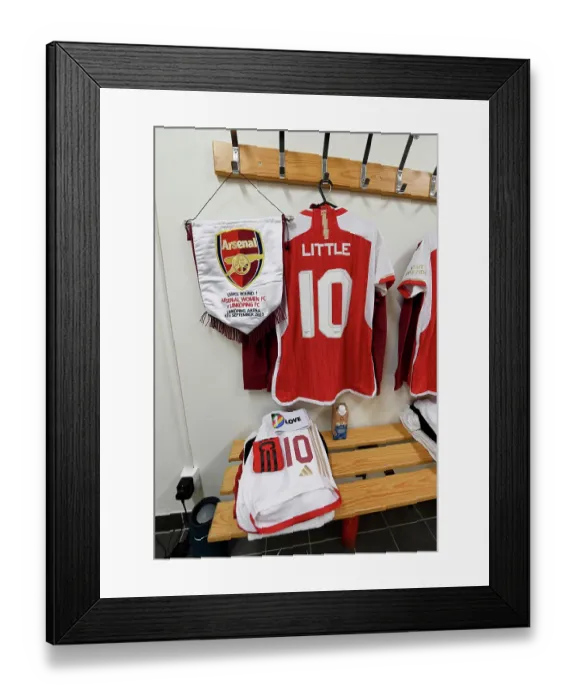 Framed Print : Linkopings FC v Arsenal Women: UEFA Women's Champions League Group 3 Round 1 Framed Print : Linkopings FC v Arsenal Women: UEFA Women's Champions League Group 3 Round 1