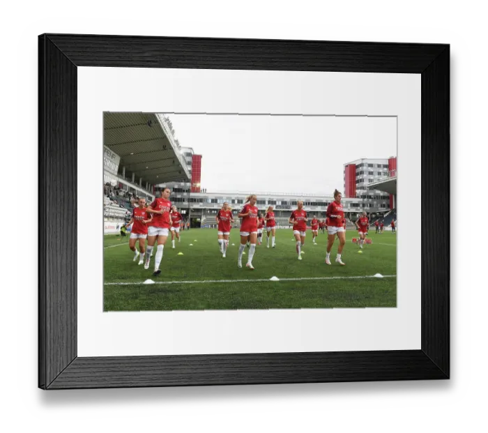 Framed Print : Arsenal Women's Team Warm-Up before Linkopings FC Clash in UEFA Champions League (September 2023)