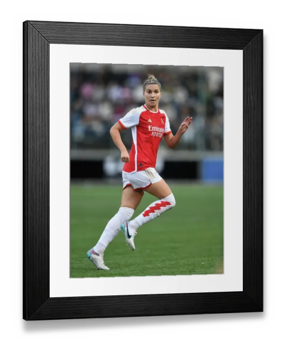 Framed Print : Arsenal Women Battle Linkopings FC in UEFA Champions League Clash (September 2023)
