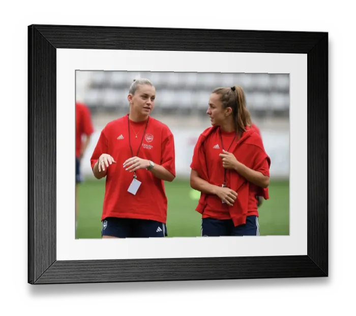 Framed Print : Arsenal Women Prepare for UEFA Champions League Battle Against Linkopings FC in Sweden