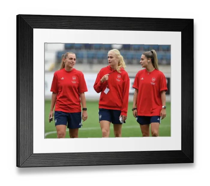 Framed Print : Arsenal Women Prepare for UEFA Champions League Battle against Linkopings FC in Sweden