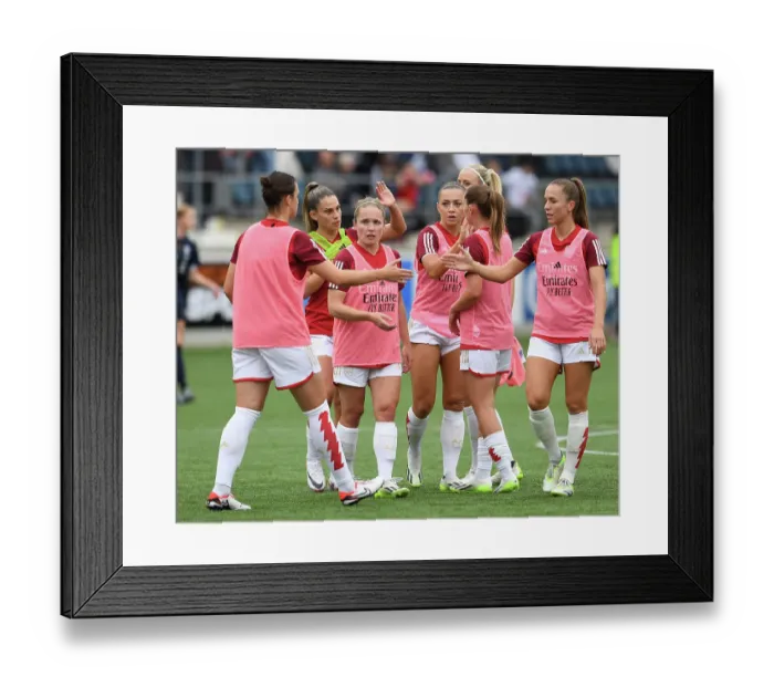 Framed Print : Arsenal Women Prepare for UEFA Champions League Clash against Linkopings FC in Sweden