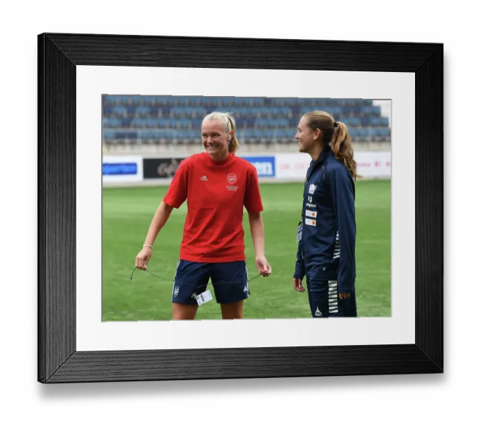 Framed Print : Arsenal Women's Champions League Clash: Frida Maanum vs. Emma Lennartsson, Linkopings FC (September 2023) Framed Print : Arsenal Women's Champions League Clash: Frida Maanum vs. Emma Lennartsson, Linkopings FC (September 2023)