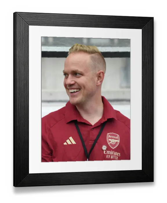 Framed Print : Arsenal Women's Jonas Eidevall Before UEFA Women's Champions League Match vs. Linkopings FC (September 2023) Framed Print : Arsenal Women's Jonas Eidevall Before UEFA Women's Champions League Match vs. Linkopings FC (September 2023)