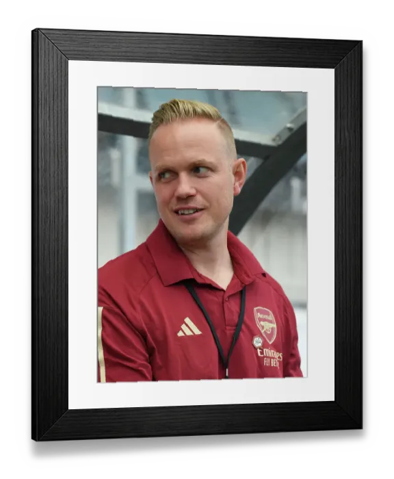 Framed Print : Jonas Eidevall Gears Up for Arsenal Women's UEFA Champions League Showdown Against Linkopings FC (September 2023)