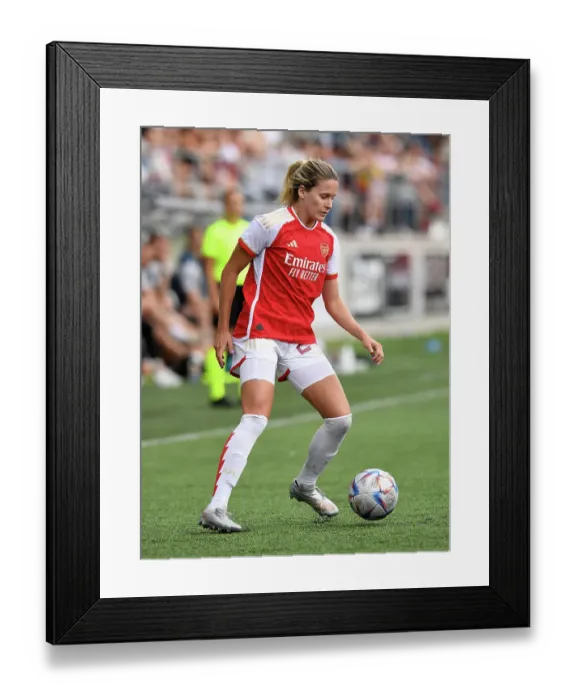 Framed Print : Arsenal Women vs Paris FC: Battle in Sweden - UEFA Champions League Showdown (September 2023) Framed Print : Arsenal Women vs Paris FC: Battle in Sweden - UEFA Champions League Showdown (September 2023)