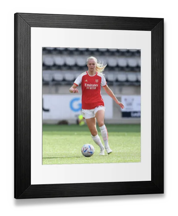Framed Print : Arsenal Women Battle Paris FC in UEFA Champions League Clash at Linkoping Arena (September 2023)