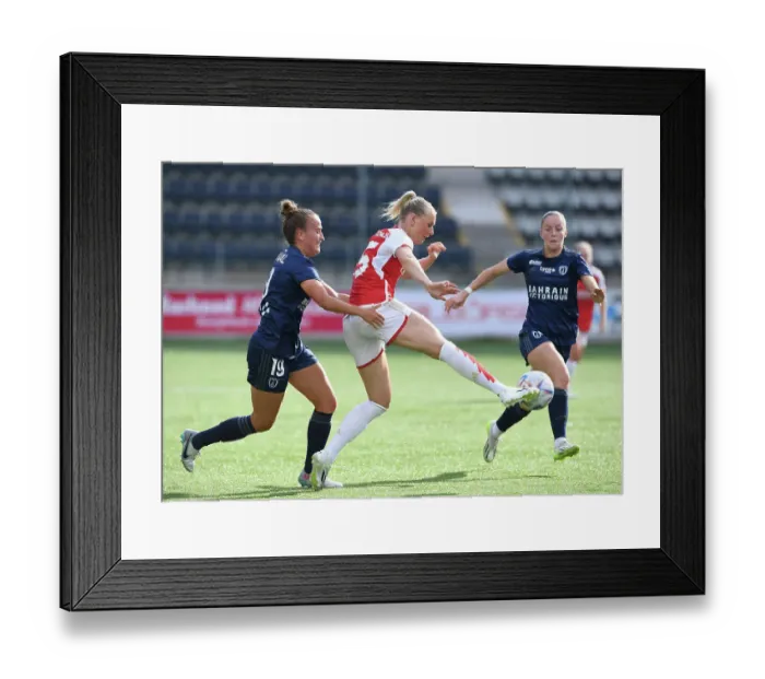 Framed Print : Arsenal Women vs Paris FC: UEFA Champions League Clash in Sweden