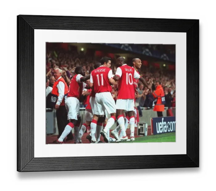 Framed Print : Thierry Henry and Team Celebrate First Goal Against FC Porto in Champions League (2006) Framed Print : Thierry Henry and Team Celebrate First Goal Against FC Porto in Champions League (2006)