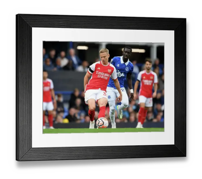 Framed Print : Intense Battle: Everton vs. Arsenal - Premier League 2023-24 - Zinchenko Fends Off Gueye