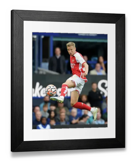 Framed Print : Zinchenko's Dominant Performance: Everton vs. Arsenal, 2023-24 Premier League Framed Print : Zinchenko's Dominant Performance: Everton vs. Arsenal, 2023-24 Premier League
