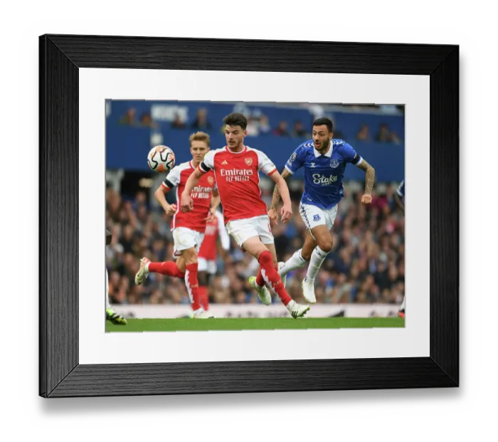 Framed Print : Declan Rice vs Dwight McNeil: Battle at Goodison Park - Everton vs Arsenal, Premier League 2023-24