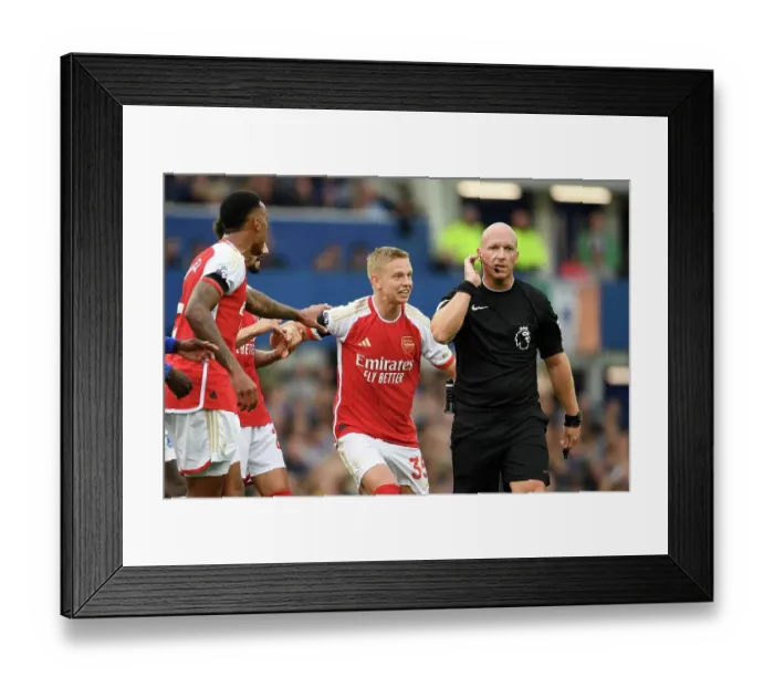 Framed Print : Arsenal's Penalty Plea: Zinchenko Appeals at Goodison Park (Everton vs Arsenal, 2023-24) Framed Print : Arsenal's Penalty Plea: Zinchenko Appeals at Goodison Park (Everton vs Arsenal, 2023-24)