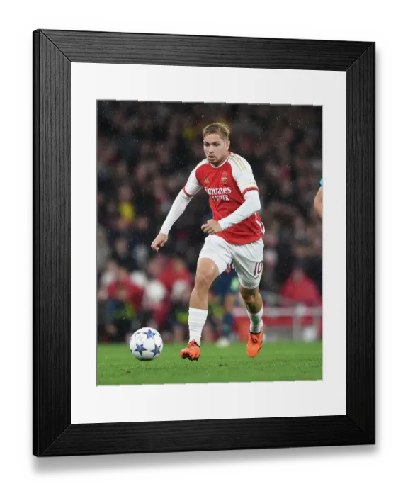 Framed Print : Emile Smith Rowe Stars: Arsenal's Victory Over PSV Eindhoven in the Champions League (2023 / 24) Framed Print : Emile Smith Rowe Stars: Arsenal's Victory Over PSV Eindhoven in the Champions League (2023 / 24)
