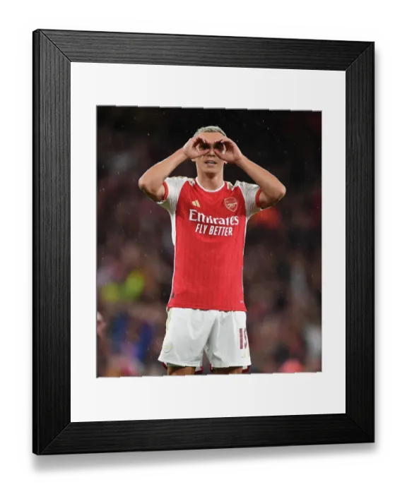 Framed Print : Arsenal's Trossard Scores Brace: Arsenal 2-0 PSV Eindhoven, UEFA Champions League 2023 / 24
