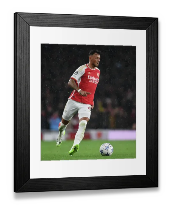 Framed Print : Arsenal vs PSV Eindhoven: Group B - UEFA Champions League 2023 / 24: Ben White in Action