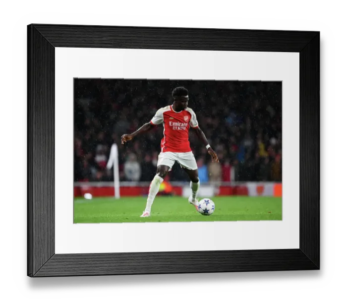 Framed Print : Arsenal vs PSV Eindhoven: Bukayo Saka in Action - UEFA Champions League 2023 / 24