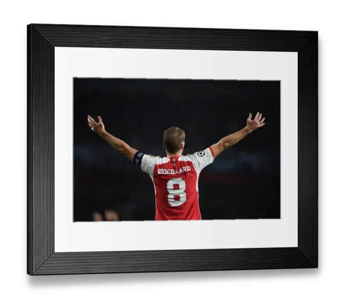 Framed Print : Martin Odegaard Shines: Arsenal Overpower PSV Eindhoven in Champions League
