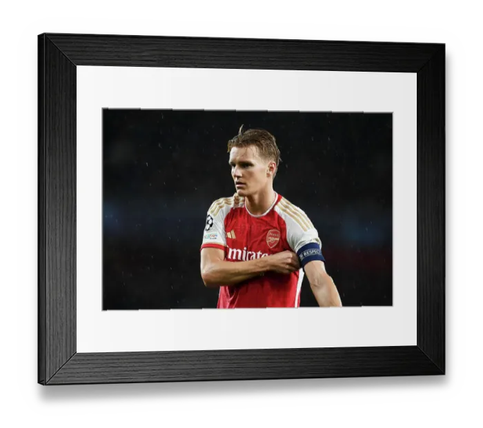 Framed Print : Arsenal vs PSV Eindhoven: Champions League Clash at the Emirates (2023-24) Framed Print : Arsenal vs PSV Eindhoven: Champions League Clash at the Emirates (2023-24)