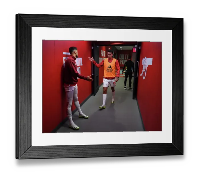 Framed Print : Arsenal's White and Kiwior: Pre-Match Focus before the Battle of North London (2023-24)