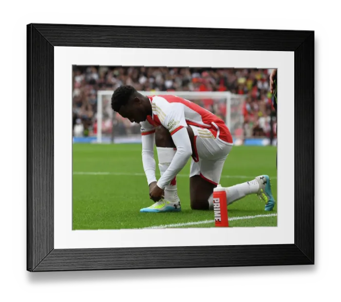 Framed Print : Arsenal's Eddie Nketiah Readies for Battle Against Tottenham in 2023-24 Premier League Clash