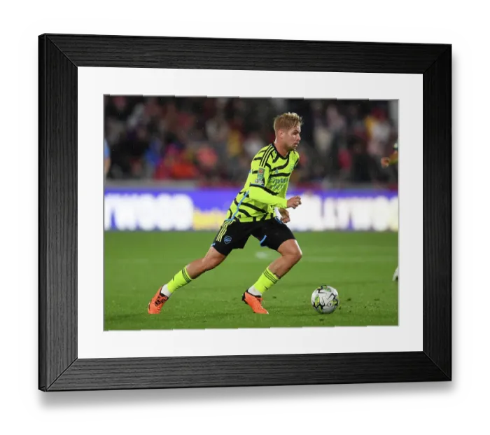 Framed Print : Brentford vs Arsenal: Emile Smith Rowe Shines in Carabao Cup Clash