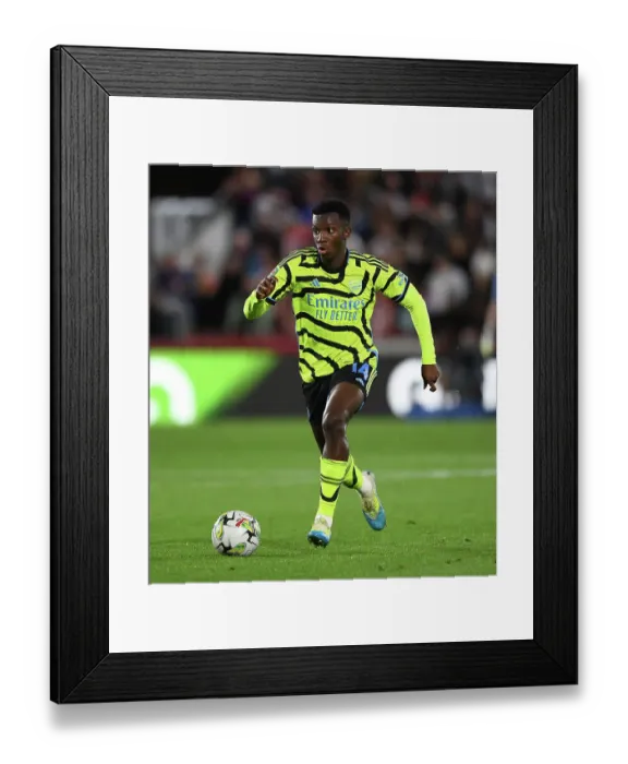 Framed Print : Arsenal's Eddie Nketiah in Action: Carabao Cup Clash Against Brentford (2023-24)