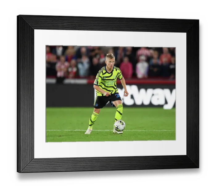 Framed Print : Arsenal's Oleksandr Zinchenko Charges Forward in Carabao Cup Clash Against Brentford Framed Print : Arsenal's Oleksandr Zinchenko Charges Forward in Carabao Cup Clash Against Brentford
