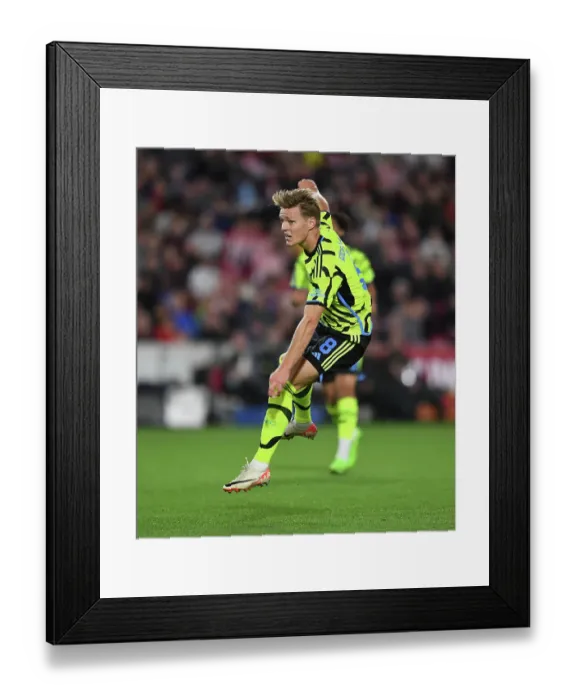 Framed Print : Martin Odegaard Shines: Arsenal Advances in Carabao Cup with Win over Brentford