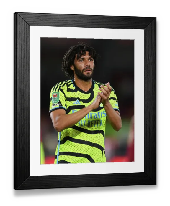 Framed Print : Arsenal's Mohamed Elneny Applauds Fans After Brentford Cup Victory (2023-24) Framed Print : Arsenal's Mohamed Elneny Applauds Fans After Brentford Cup Victory (2023-24)
